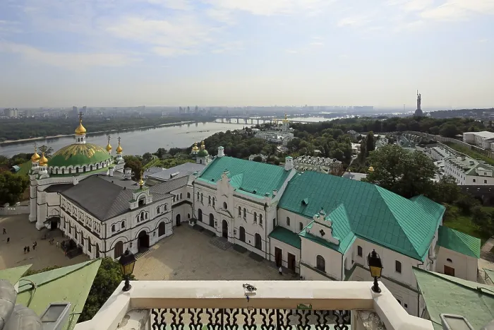 Framed Print : View of refectory, refectory church and Lower Lavra