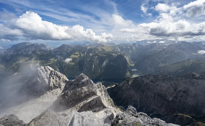 Framed Print : View from the rocky summit of the Watzmann Mittelspitze