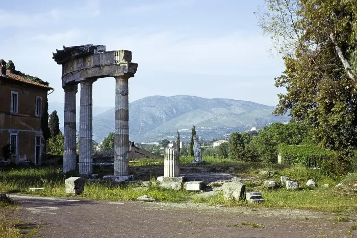Framed Print : View to Sabine Hills from the Roman archaeological site at Hadrian's Villa, Rome, Tivoli, Italy 1974