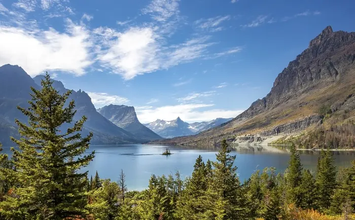 Framed Print : View over Saint Mary Lake with Wild Goose Island Framed Print : View over Saint Mary Lake with Wild Goose Island