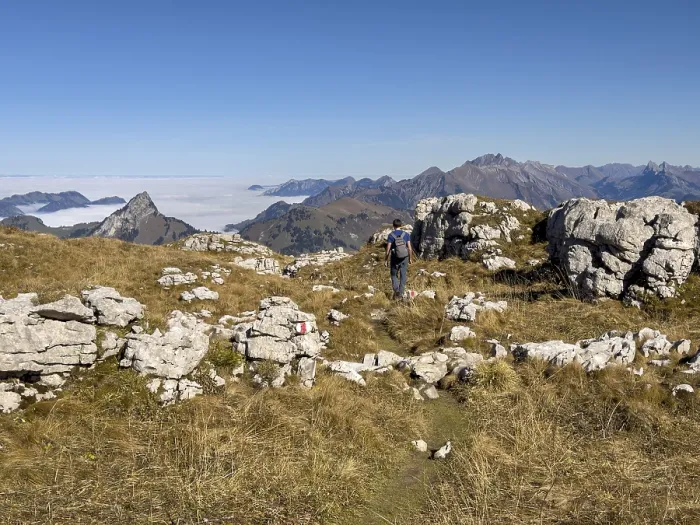 Framed Print : View of the sea of fog towards Dent de Corjon and towards the midlands