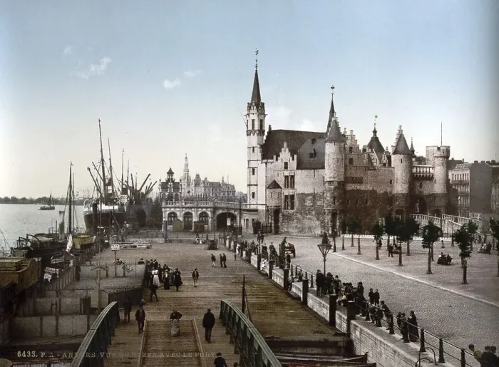 Framed Print : View of the Steen with the harbour