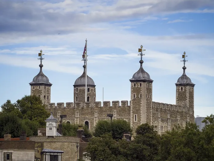 Framed Print : View of the Tower of London