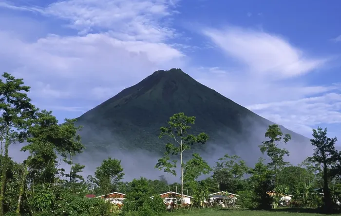 Framed Print : View of the volcano Arenal, close to La Fortuna Framed Print : View of the volcano Arenal, close to La Fortuna