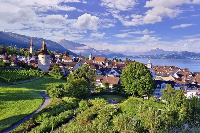 Framed Print : View of Zug's old town and Lake Zug Framed Print : View of Zug's old town and Lake Zug