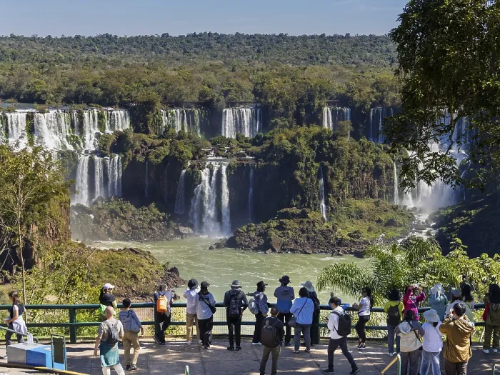 Framed Print : Viewing platform with people, Iguazu Falls