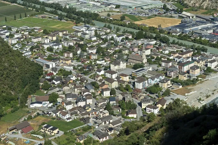 Framed Print : The village of Chippis in the Rhone Valley