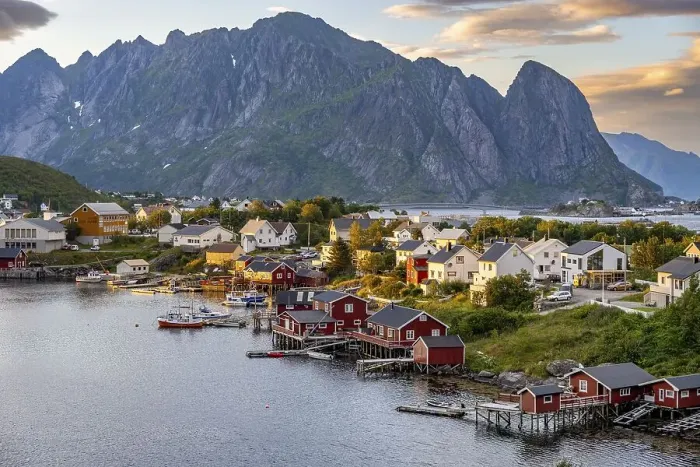 Framed Print : Village view of the fishing village Reine