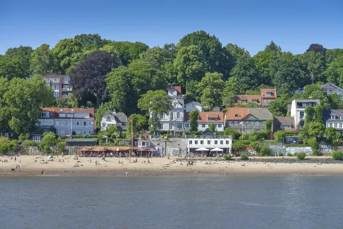 Framed Print : Villas on the Elbe beach, Oevelgoenne Framed Print : Villas on the Elbe beach, Oevelgoenne