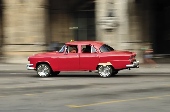 Framed Print : Vintage car, Habana Vieja, Old Havana