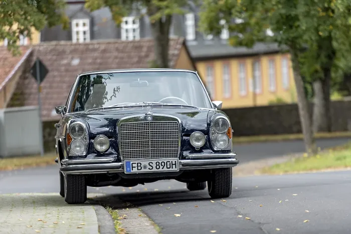 Framed Print : Vintage car Mercedes-Benz 300 SEL Automatic