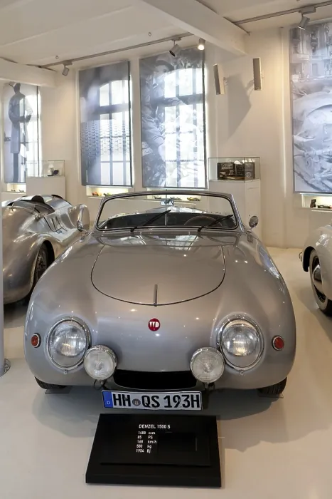 Framed Print : Vintage car, Prototyp Museum Hamburg