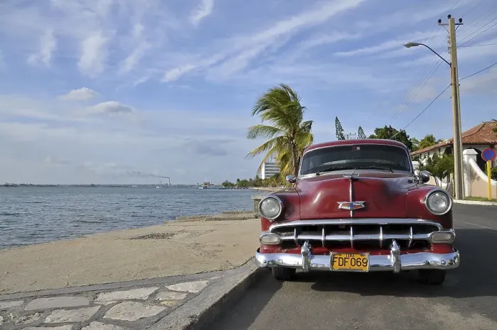 Framed Print : Vintage car, Punta Gorda peninsula