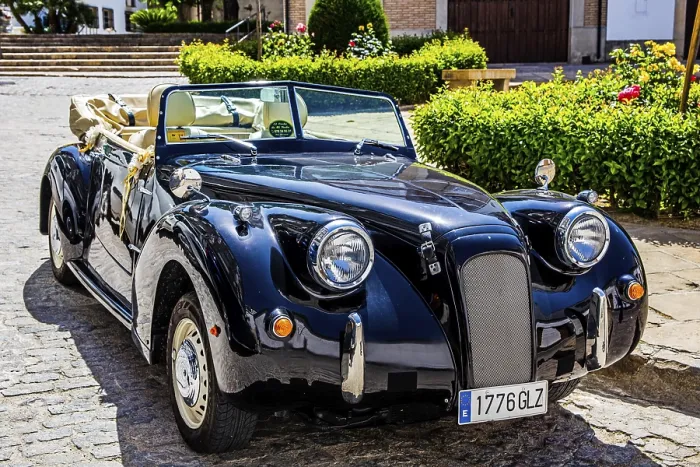 Framed Print : Vintage Wedding Car, Baeza, Baeza
