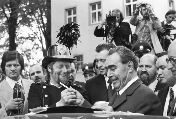 Framed Print : The visit of the Soviet Head of State