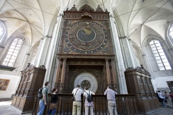 Framed Print : Visitors in front of the Astronomical Clock of 1472 Framed Print : Visitors in front of the Astronomical Clock of 1472