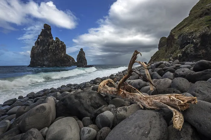 Framed Print : Volcanic rock formations, Ilheus da Ribeira da Janela rock spires