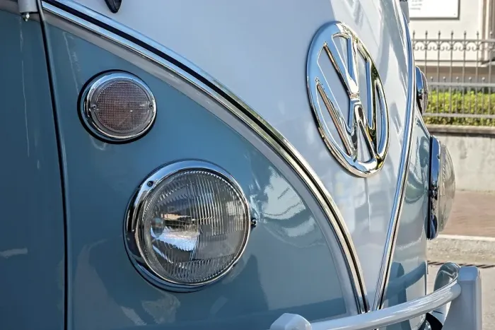 Framed Print : Front of a Volkswagen type 2 Transporter Framed Print : Front of a Volkswagen type 2 Transporter