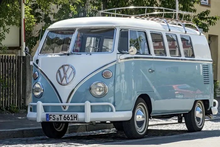 Framed Print : Volkswagen type 2 Transporter, VW Bus T1 Framed Print : Volkswagen type 2 Transporter, VW Bus T1