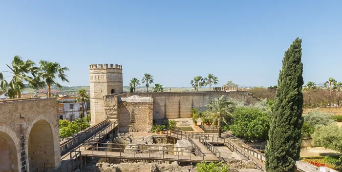 Framed Print : Walls and ruins of the Arab Baths in the Alcazar de Jerez