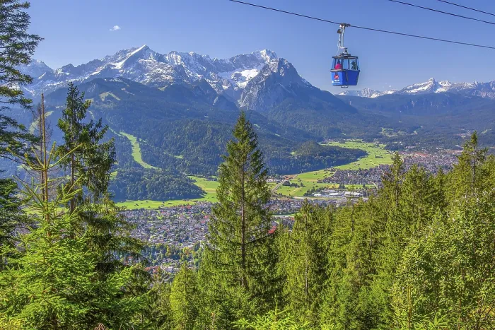 Framed Print : Wankbahn with view from Wank 1780m to valley
