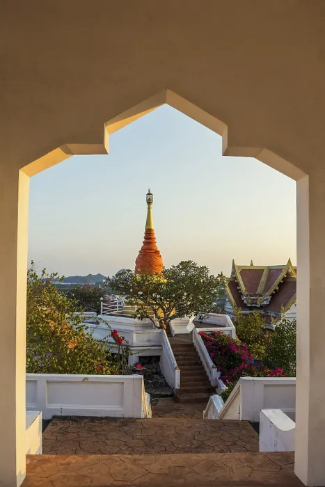 Framed Print : Wat Khao Chong Krachok, sunset Framed Print : Wat Khao Chong Krachok, sunset