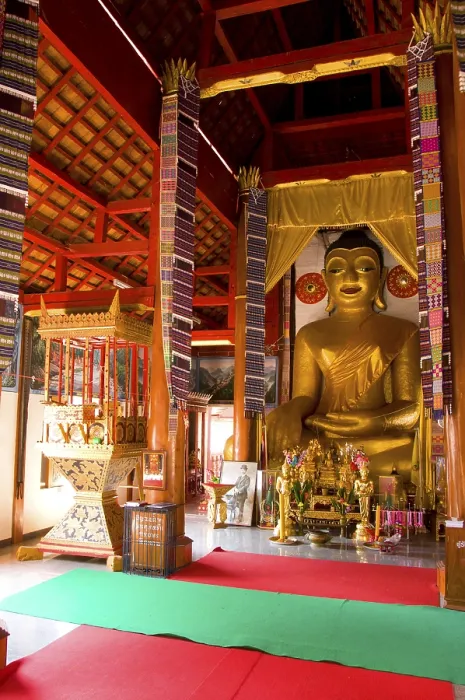 Framed Print : Wat Kong Kan (วัดกองกาน) was established as early as 1431 Framed Print : Wat Kong Kan (วัดกองกาน) was established as early as 1431