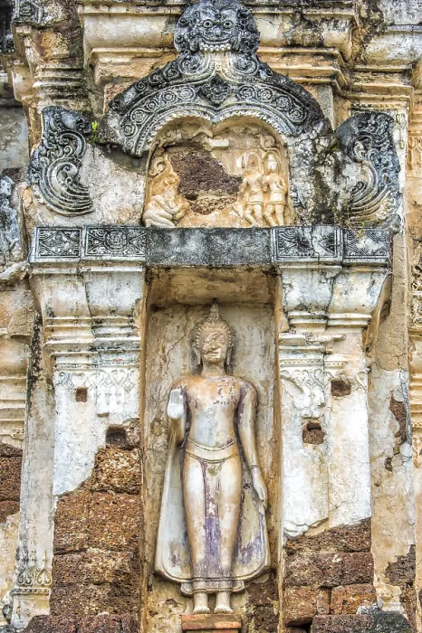 Framed Print : Wat Mahathat Temple Complex, Sukhothai Historical Park Framed Print : Wat Mahathat Temple Complex, Sukhothai Historical Park