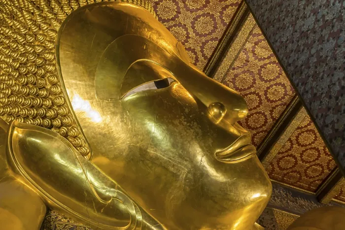 Framed Print : Wat Pho, temple of the reclining Buddha