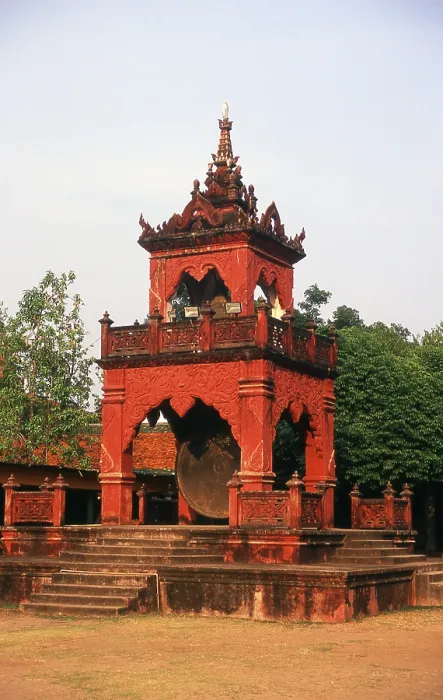 Framed Print : Wat Phra That Haripunchai was founded in 1044 by King Athitayarat of Haripunchai on the site of Queen Chamathewi's