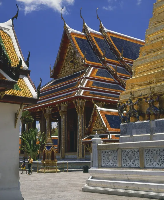 Framed Print : Wat Phra Kaew (Temple of the Emerald Buddha) Framed Print : Wat Phra Kaew (Temple of the Emerald Buddha)