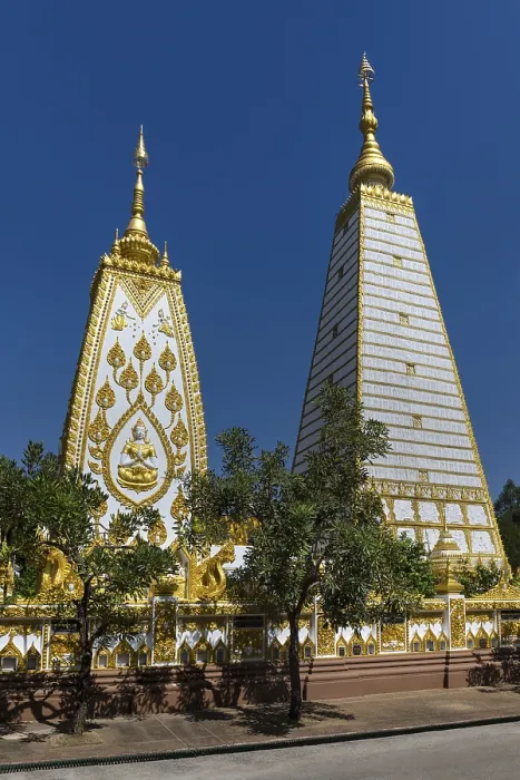 Framed Print : Wat Phra That Nong Bua, stupa in Bodhgaya Framed Print : Wat Phra That Nong Bua, stupa in Bodhgaya