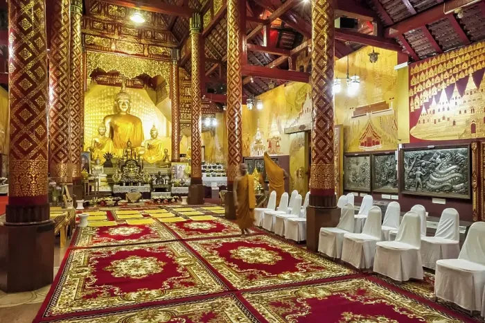 Framed Print : Wat Sri Suphan Temple, interior view Framed Print : Wat Sri Suphan Temple, interior view