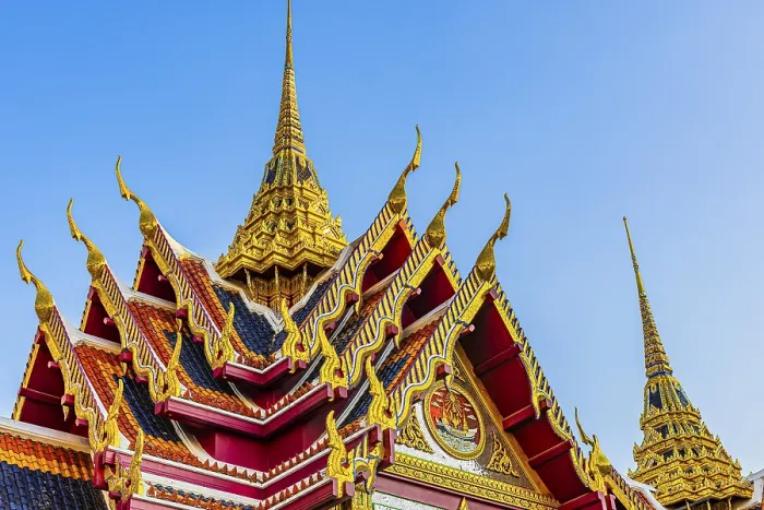 Framed Print : Wat Yannawa, Buddhist temple, overlapping roofs with curved chofas and Chedi temple tower Framed Print : Wat Yannawa, Buddhist temple, overlapping roofs with curved chofas and Chedi temple tower