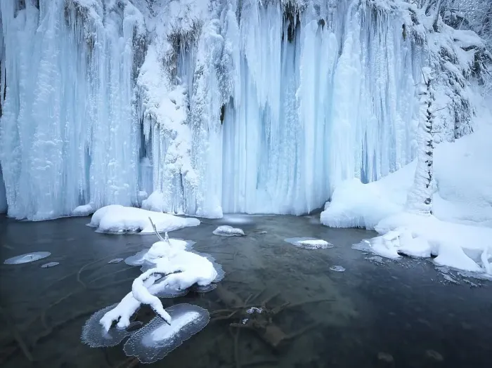 Framed Print : Waterfall, icicle, ice wall, Rauracke Framed Print : Waterfall, icicle, ice wall, Rauracke