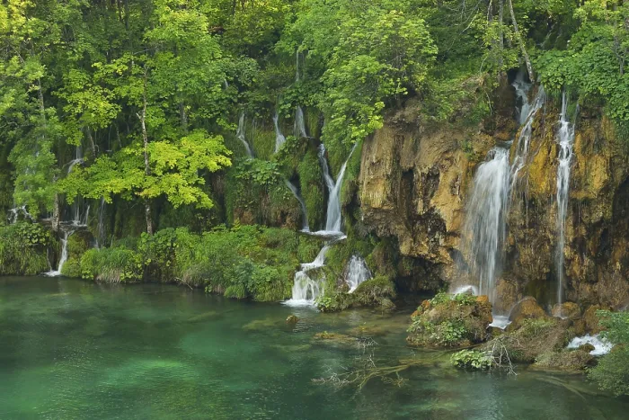 Framed Print : Waterfall, Plitvice Lakes National Park Framed Print : Waterfall, Plitvice Lakes National Park