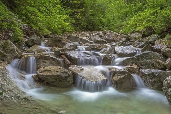 Framed Print : Waterfall in the Schleifmuhlenklamm gorge in Unterammergau Waterfall in the Schleifm