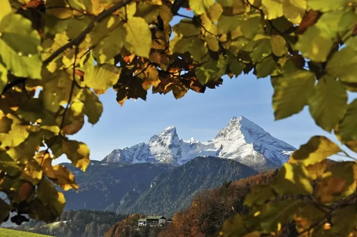 Framed Print : Watzmann mountain, Watzmannfrau mountain and the Watzmannkinder peaks