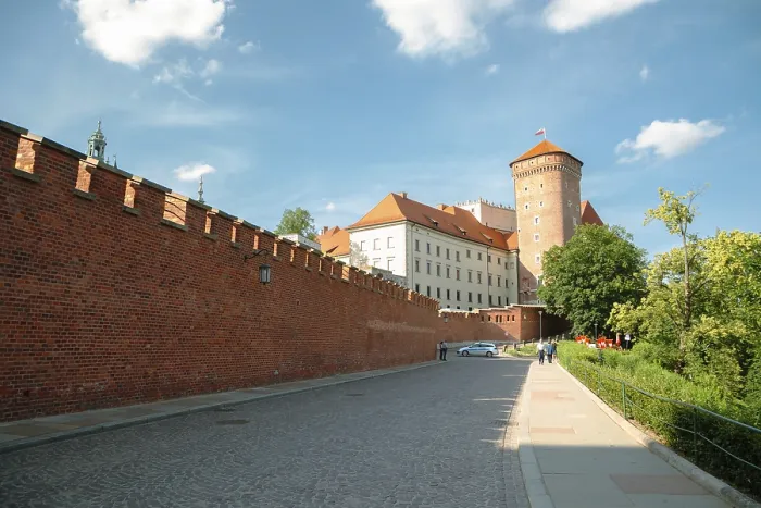 Framed Print : Wawel Castle fortress in Krakow, Poland Framed Print : Wawel Castle fortress in Krakow, Poland