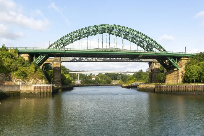 Framed Print : Wearmouth Bridge through arch bridge crossing River Wear