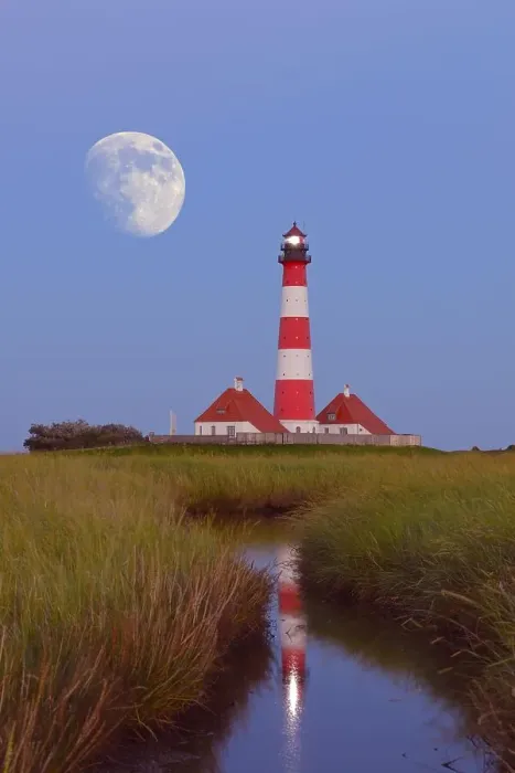 Framed Print : Westerheversand Lighthouse, Westerhever