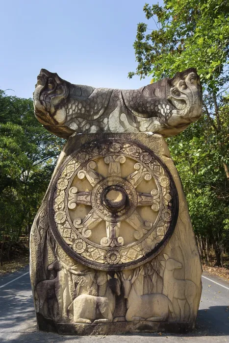 Framed Print : Wheel of life, entrance to Wat Phuttha Nimit Phra Saiyat Framed Print : Wheel of life, entrance to Wat Phuttha Nimit Phra Saiyat