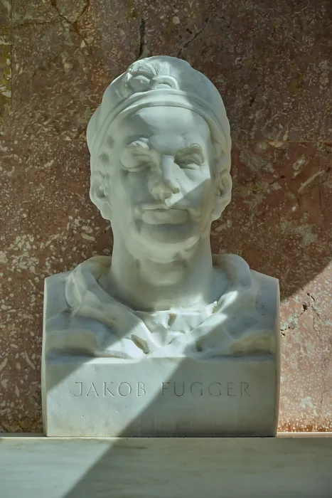 Framed Print : White marble bust of Jakob Fugger in front of a reddish wall Framed Print : White marble bust of Jakob Fugger in front of a reddish wall