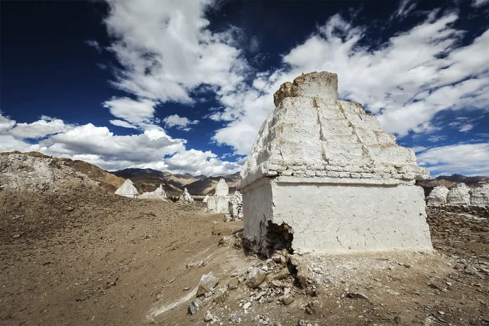 Framed Print : Whitewashed chortens (Tibetan Buddhist stupas) Framed Print : Whitewashed chortens (Tibetan Buddhist stupas)
