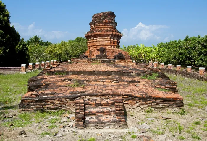 Framed Print : Wiang Tha Khan, located 16km south of Chiang Mai in rural Sanpatong District