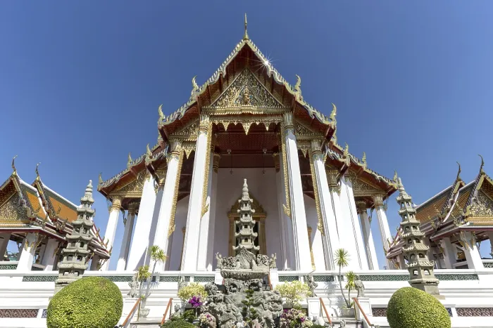 Framed Print : Wihan Luang (the Great Chapel is the centrepiece of the temple)