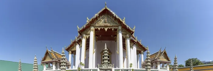Framed Print : Wihan Luang (the Great Chapel is the centrepiece of the temple)