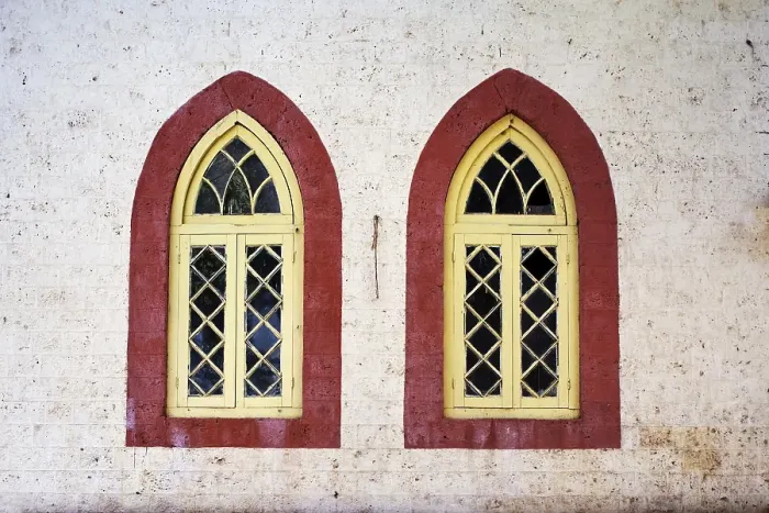 Framed Print : Windows of old house B D Petit library in 1901AD, Mahables hwar Mahabales hwar, Maharas htra, India, As ia