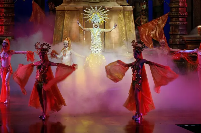 Framed Print : Women doing dance performing on stage during Alcazar Show at Pattaya
