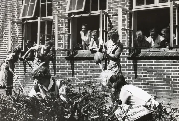 Framed Print : Women gardening, 1950s, exact location unknown Framed Print : Women gardening, 1950s, exact location unknown